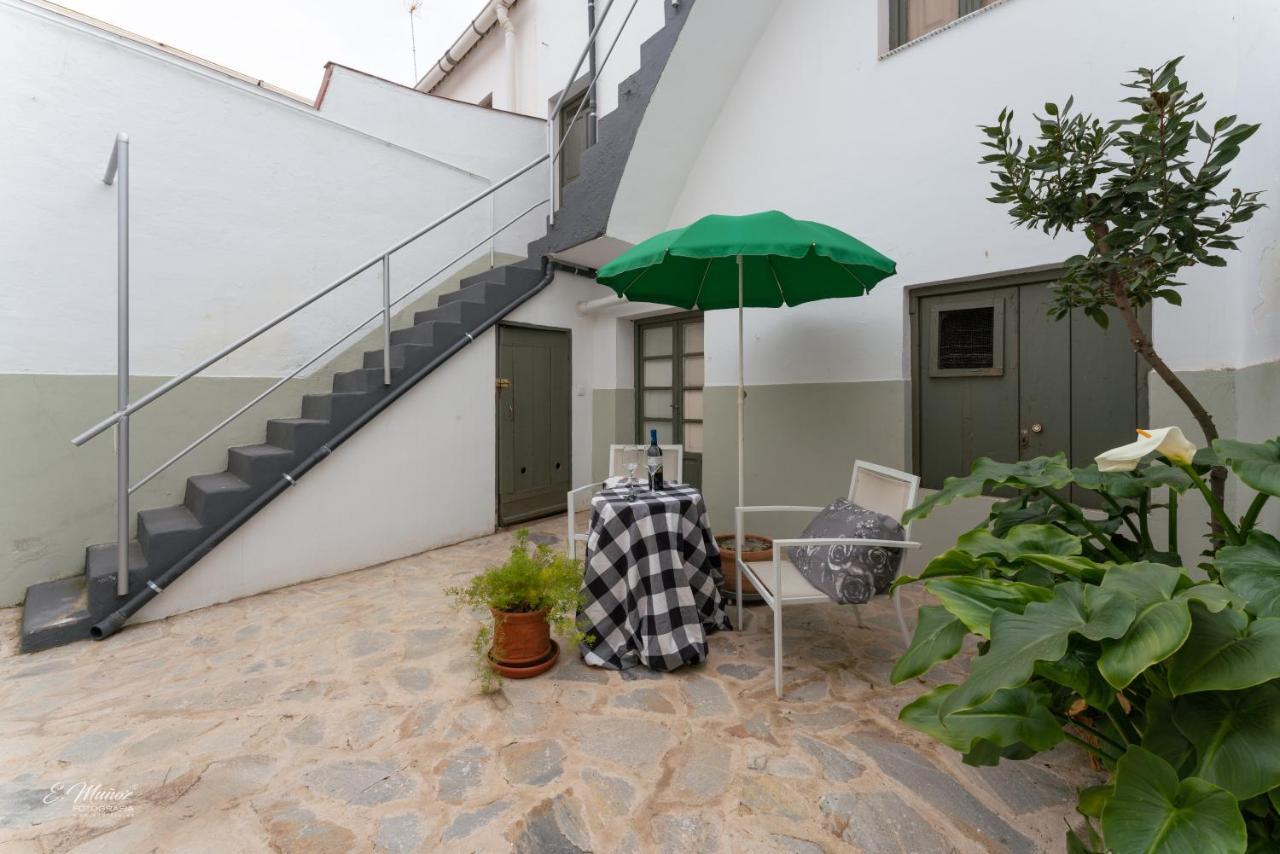 Apartamentos Tibula Museo Merida Exterior photo